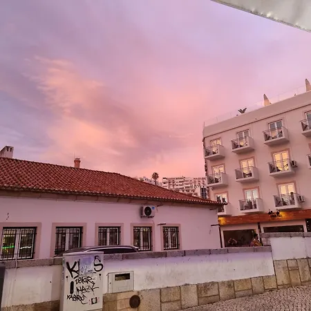 Πανσιόν Wonder Charm Αλμπουφέιρα