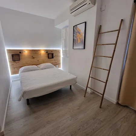 Wonder Charm ゲストハウス 3*